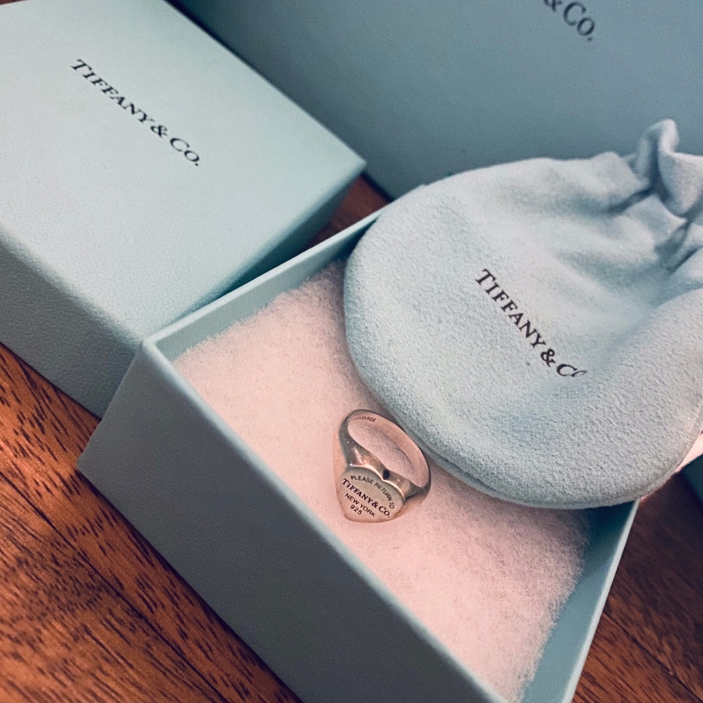 Tiffany & Co. Heart Signet Ring